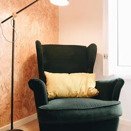 Friendly Border Design Apartment Lisbon